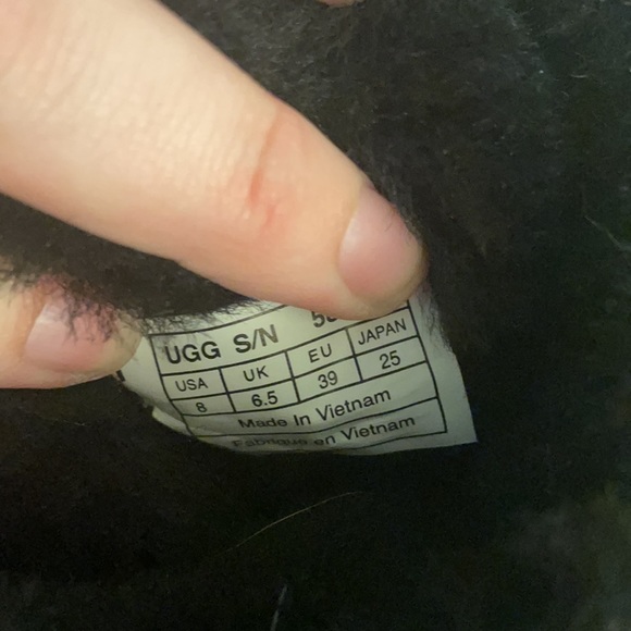 Ugg Boots - Picture 4 of 4